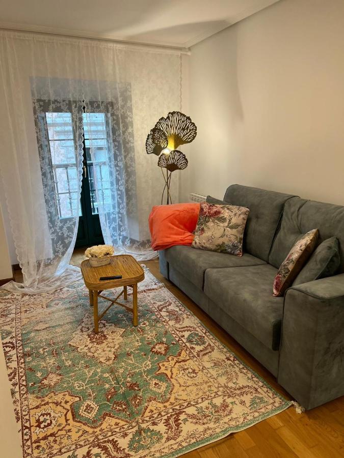 Apartamentos El Escudo Centro リバデセリャ エクステリア 写真